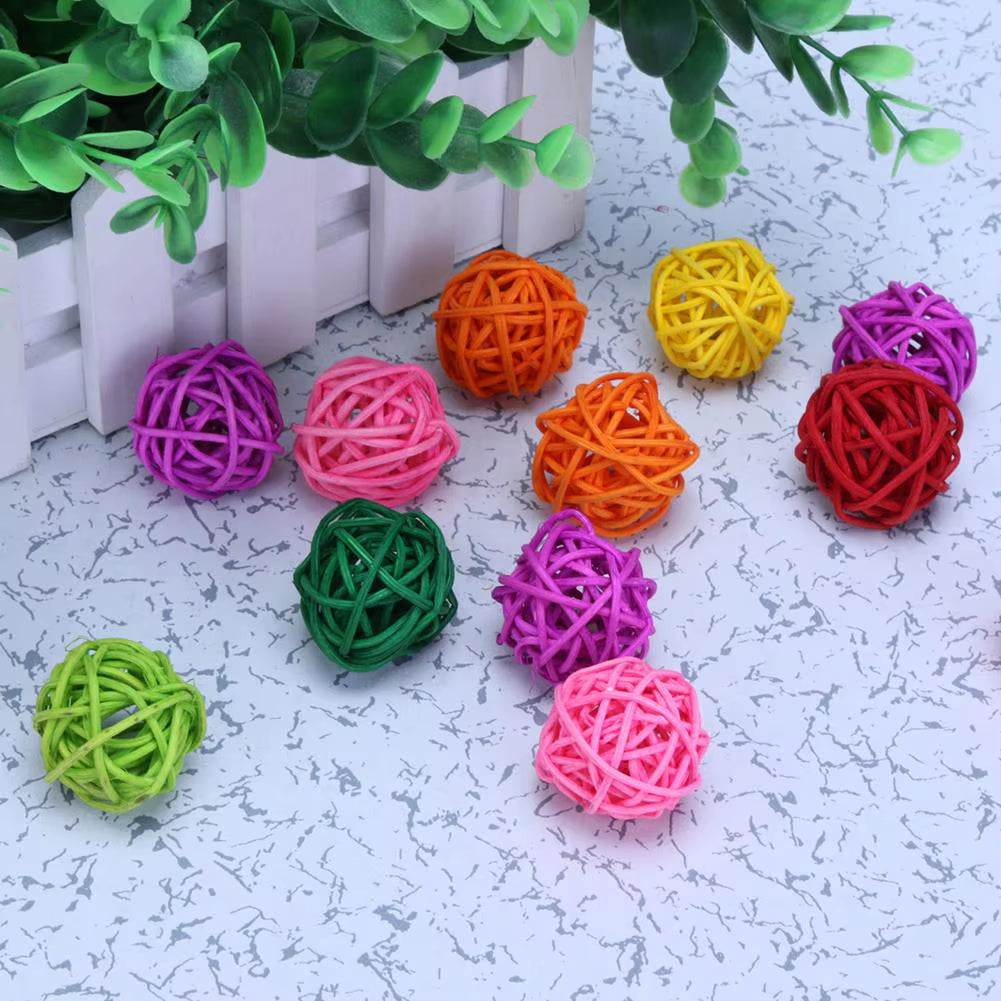 10/20Pcs Rattan Balls Parrot Pet Bird Toy Bird Interactive Bite Chew Toys for Parakeet Budgie Cage Accessories Bird Playing Toys