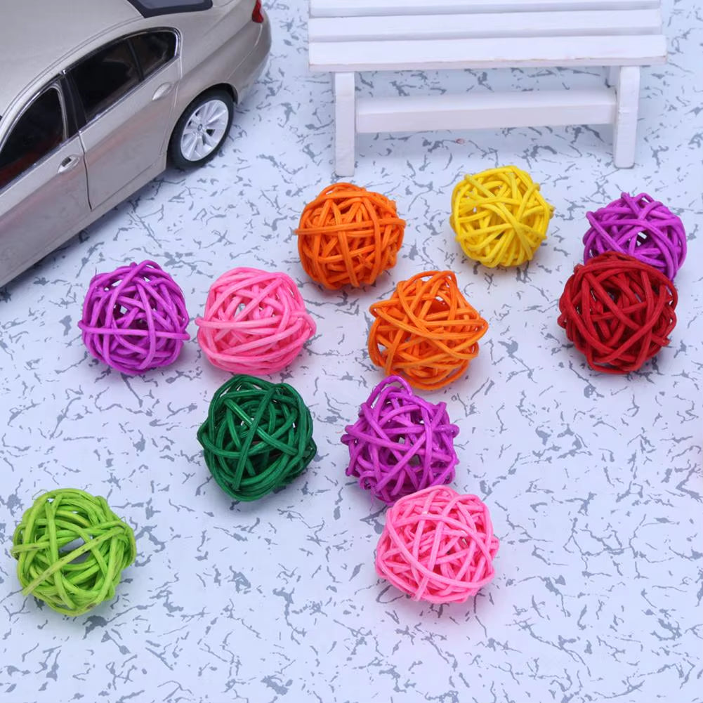 10/20Pcs Rattan Balls Parrot Pet Bird Toy Bird Interactive Bite Chew Toys for Parakeet Budgie Cage Accessories Bird Playing Toys